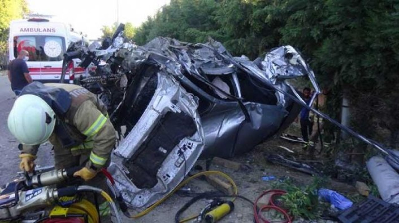 Silivride feci olay! Hepsi arabada sıkıştı