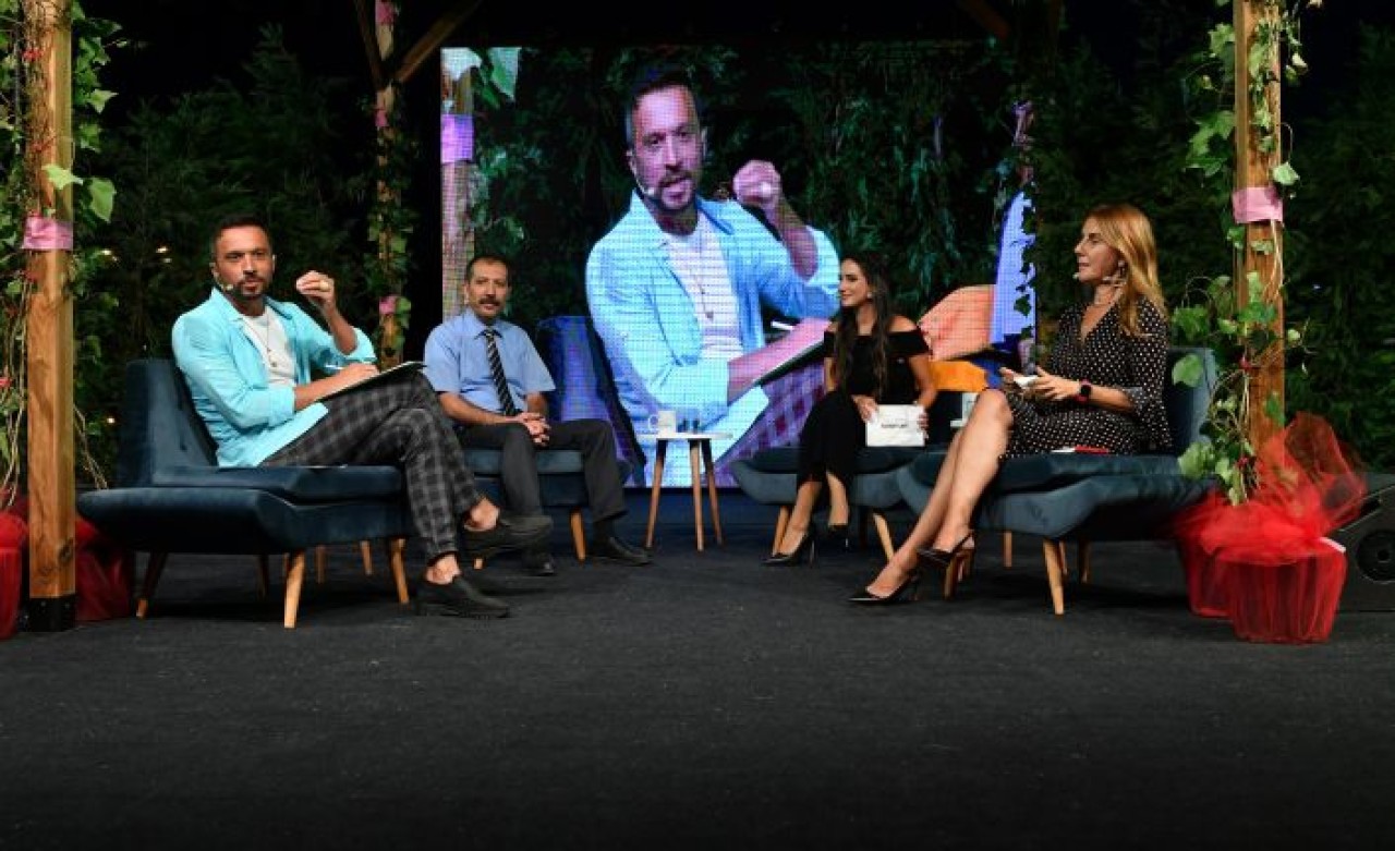 7.BARIŞ VE SEVGİ BULUŞMALARI KAPANIŞI İKİ ÖNEMLİ SÖYLEŞİ İLE YAPTI