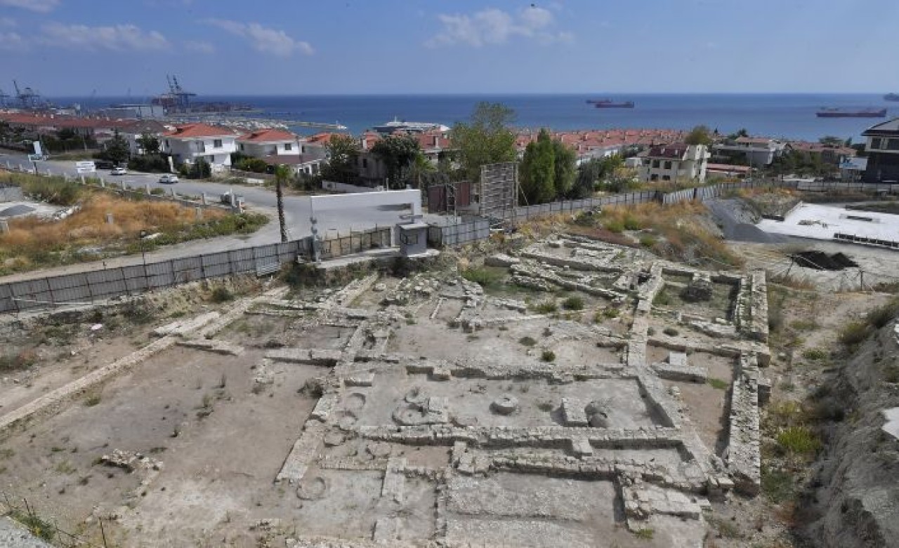 BEYLİKDÜZÜ’NDE TARİHİ BİR KANAL KALINTISI TESPİT EDİLDİ