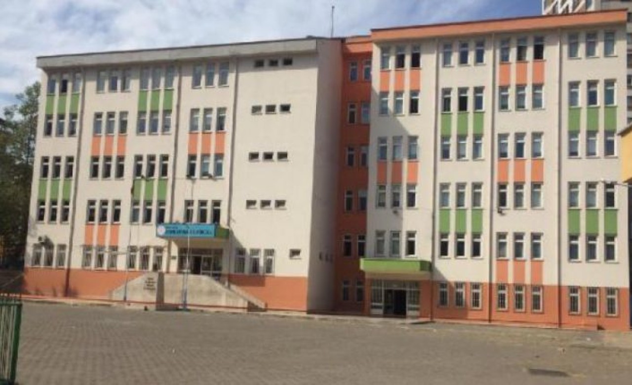 Okulda koronavirüs alarmı! 30 öğrenci karantinaya alındı