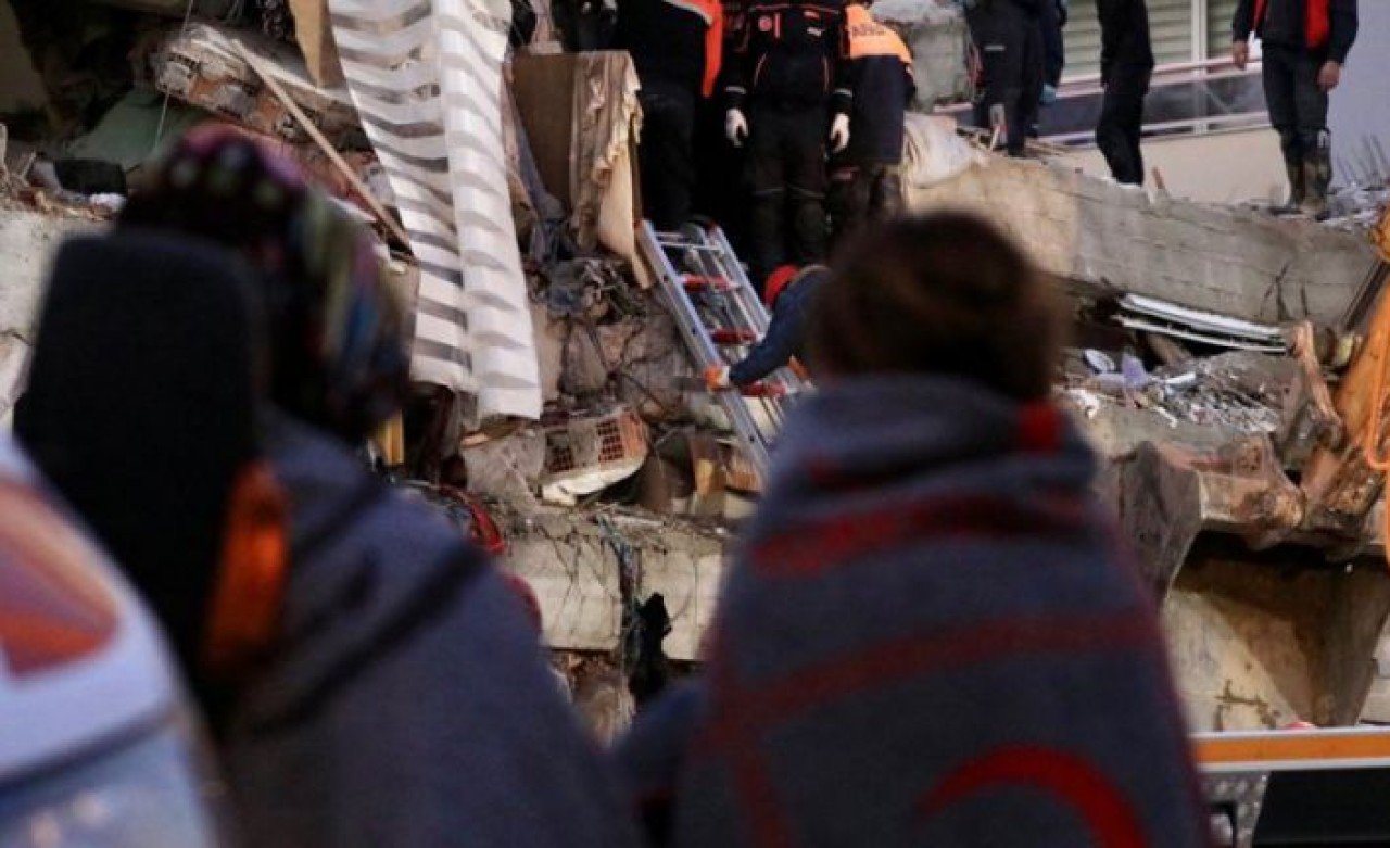 İzmirde arama kurtarma çalışmaları sona erdi: İşte acı bilanço...