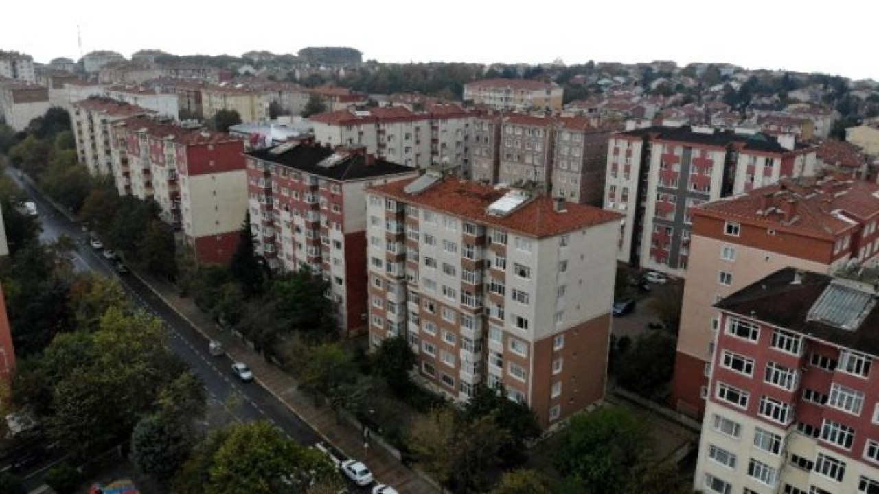 Beylikdüzünde yaklaşık 2 bin kişinin yaşadığı sitelerde büyük tehlike