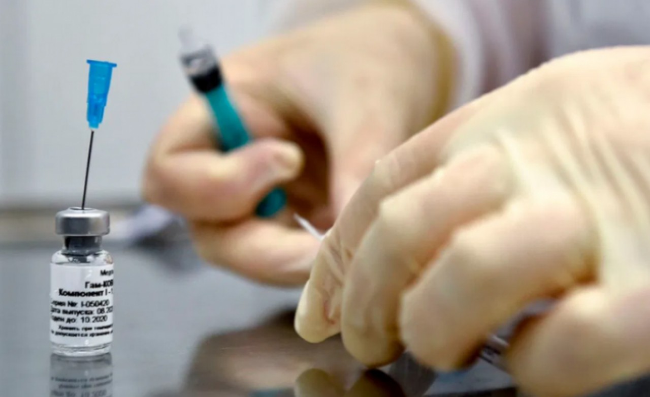 Türkiyede de denenen koronavirüs aşısından müjdeli haber