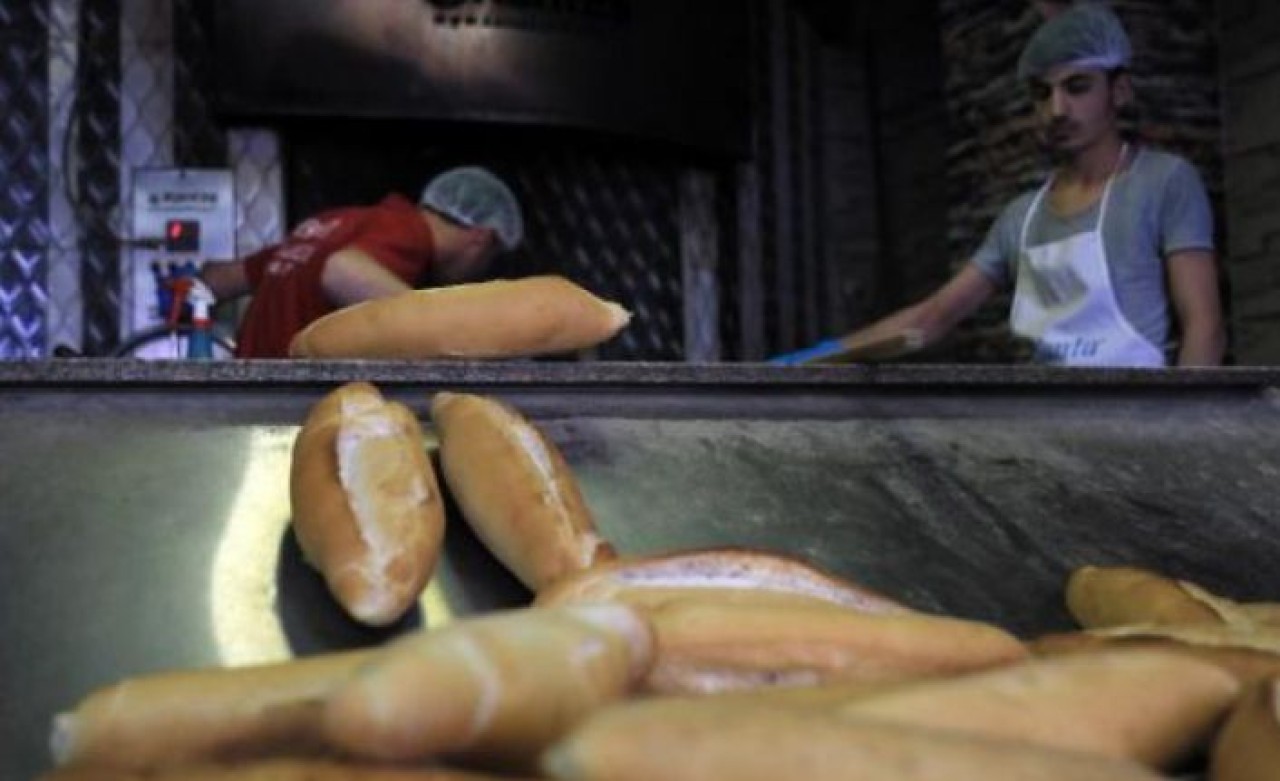 İstanbulda ekmeğe yine zam