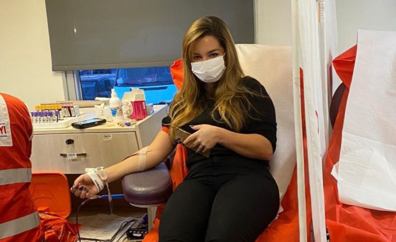 GENÇLERDEN KAN BAĞIŞINA ANLAMLI DESTEK