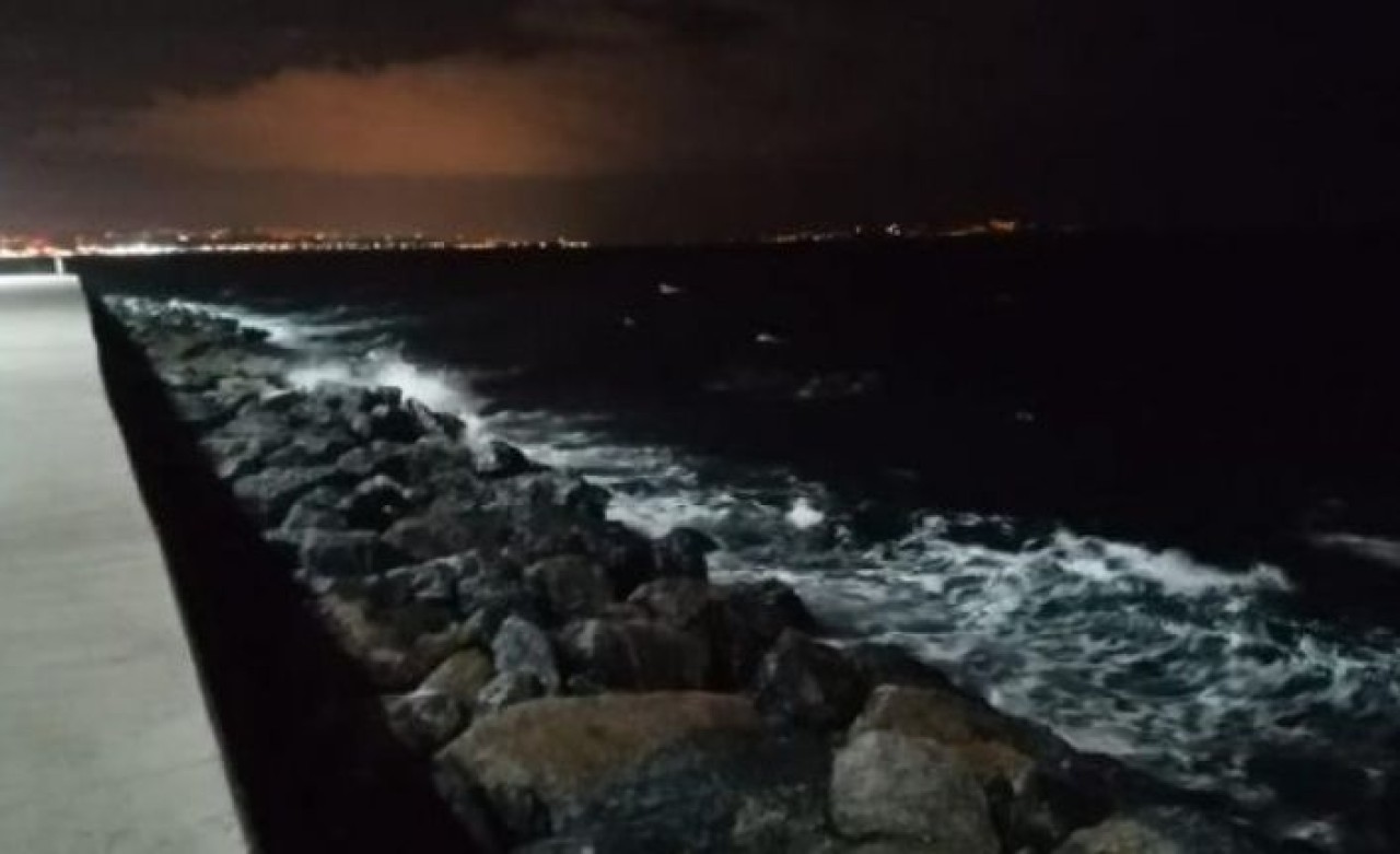 Meteorolojiden uyarı: İstanbulda rüzgar gece boyunca etkili oldu