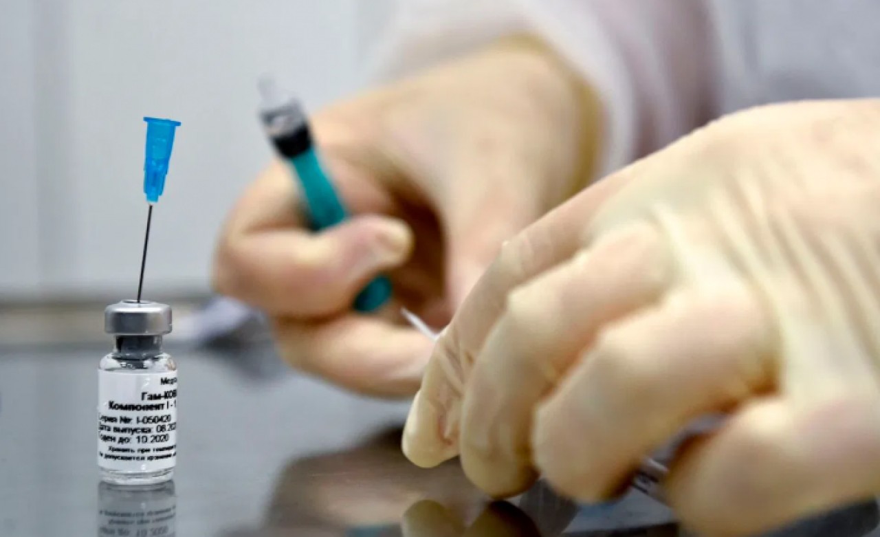 Aşı beş haftadan önce korumuyor, ölümler iki ay daha sürecek...