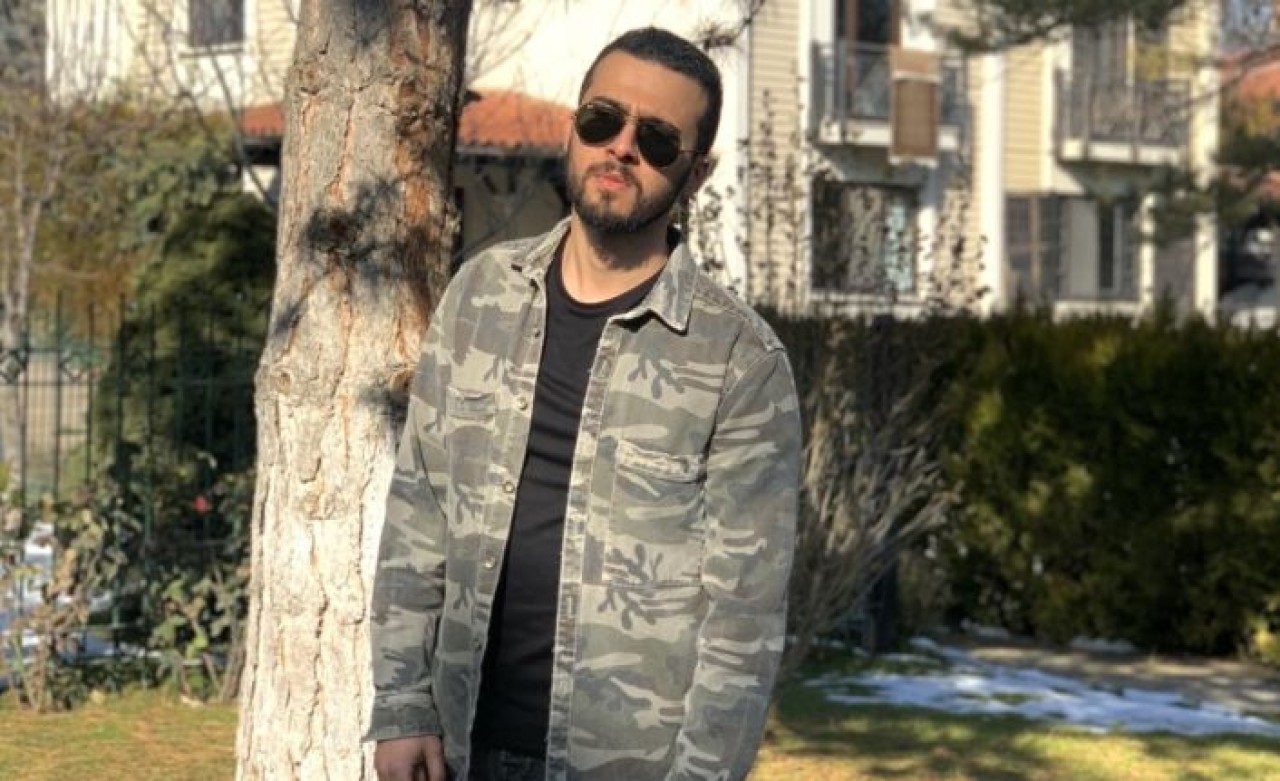 Büklüm büklüm rock oldu