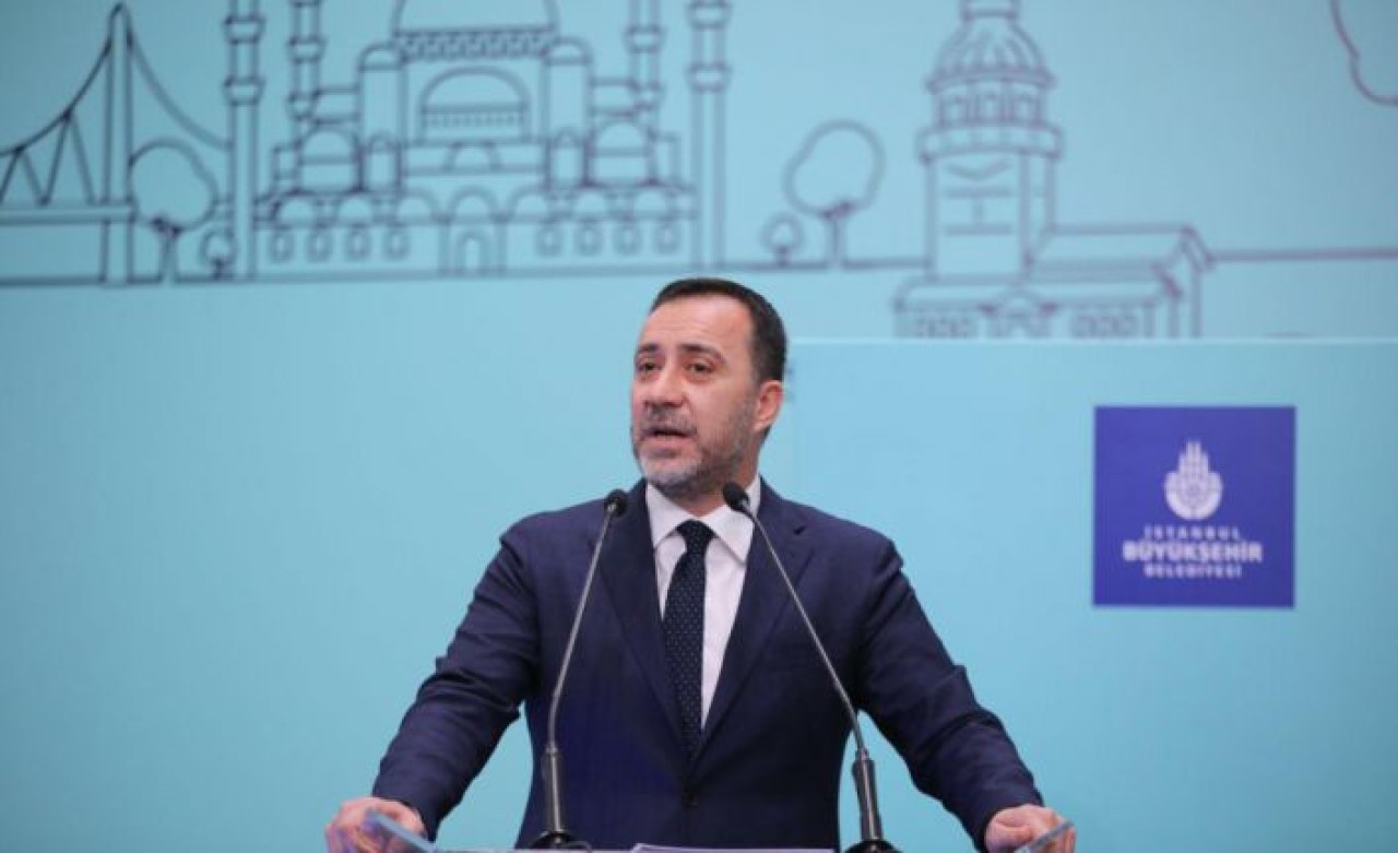 BAŞKAN YILMAZ İBB’DE HİZMET AYRICALIĞI İSTEDİ