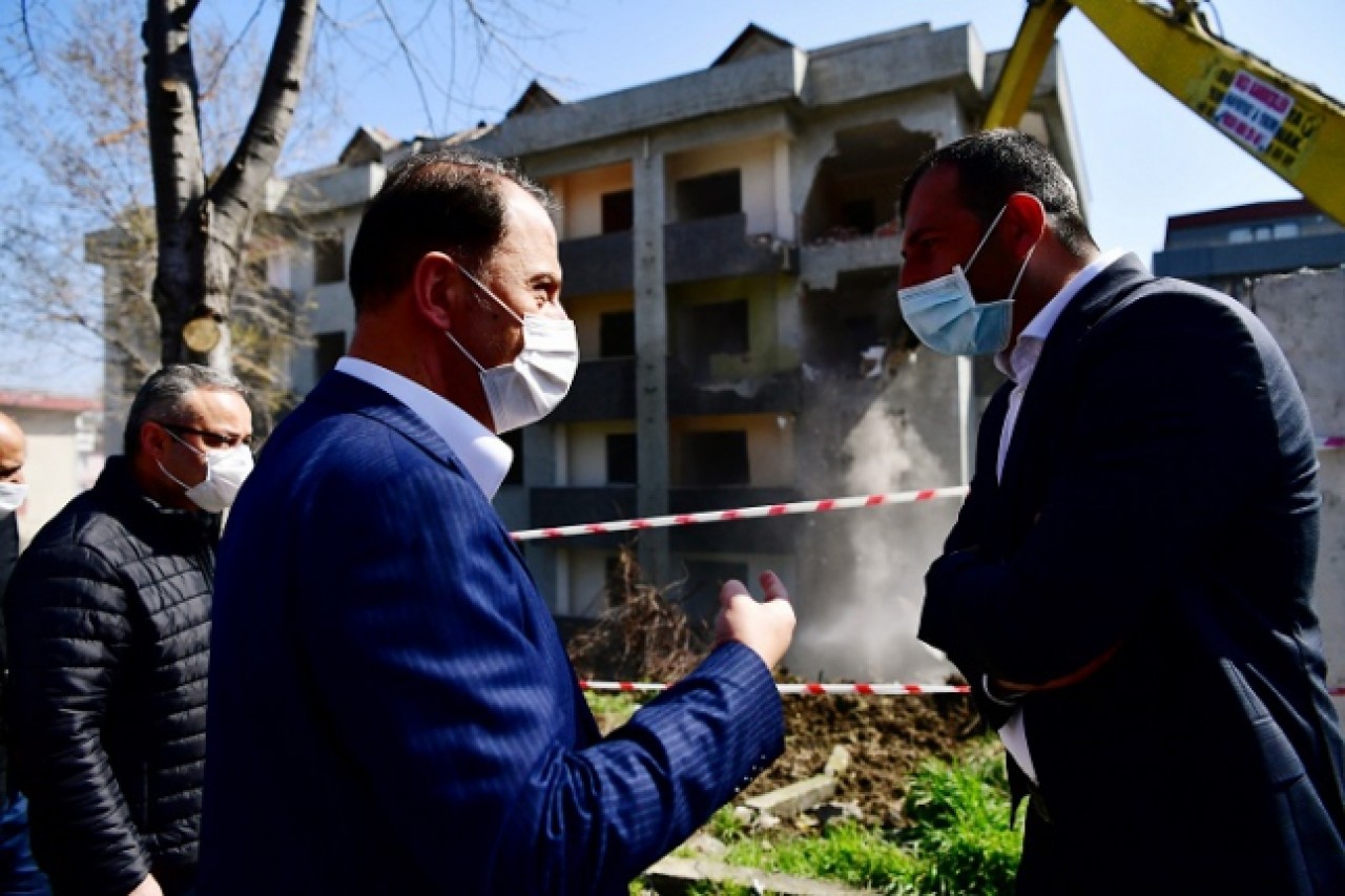 KENTSEL DÖNÜŞÜMÜN HER AŞAMASI BEYLİKDÜZÜ BELEDİYESİ’NİN DENETİMİNDE