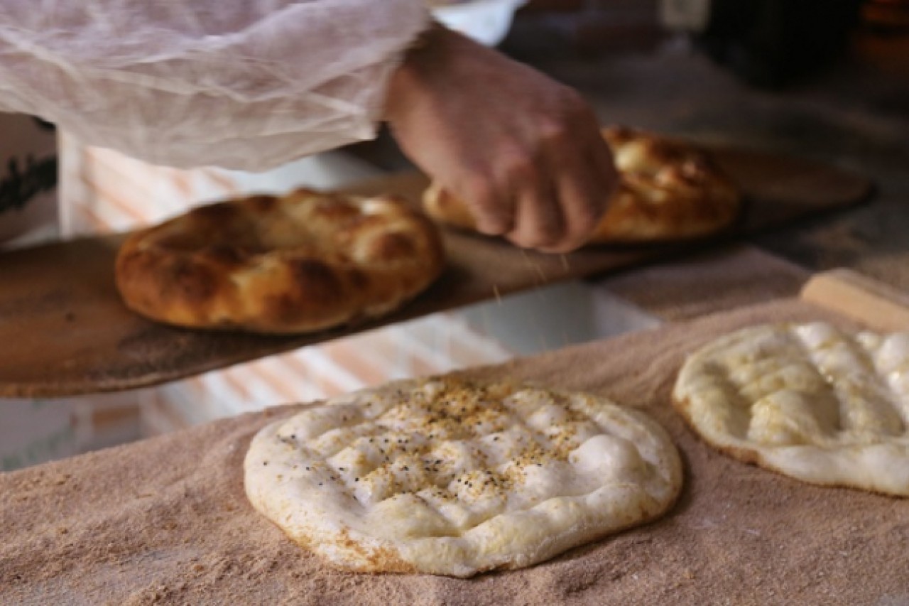 Covid -19 salgın riskine karşı pide fırınlarında Ramazan denetimi yapıldı