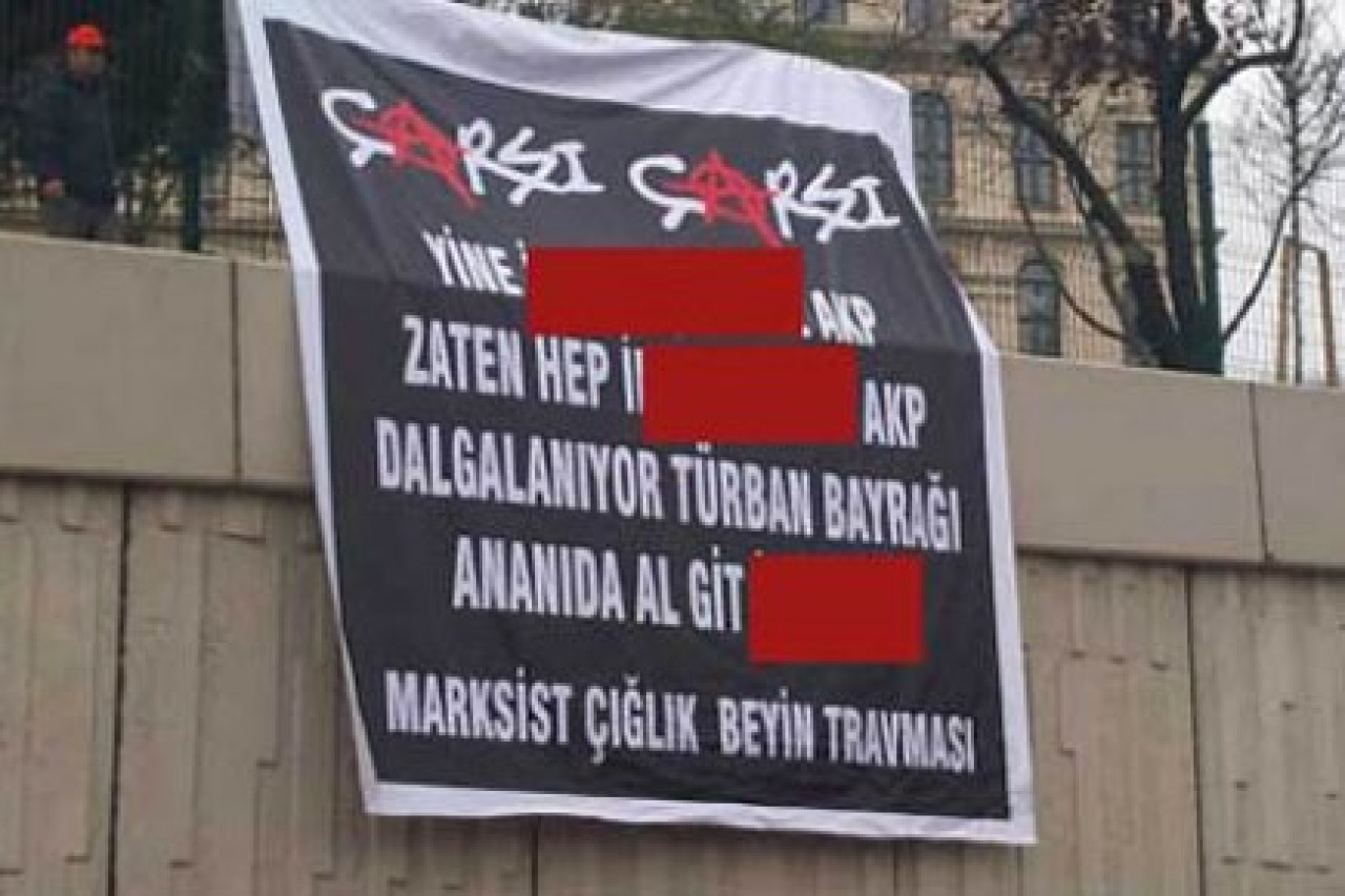 Bu afiş twitter'ı karıştırdı