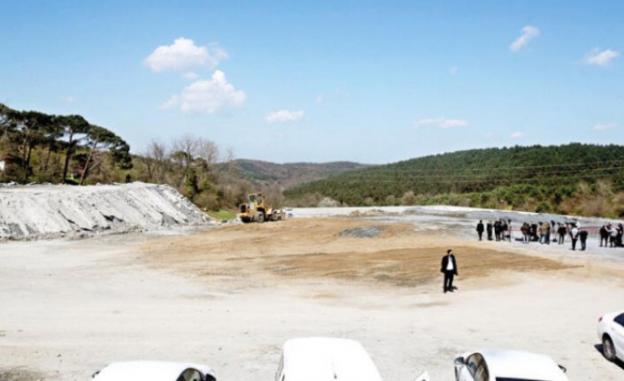 Galatasarayın Kemerburgazdaki tesislerine silahlı baskın!