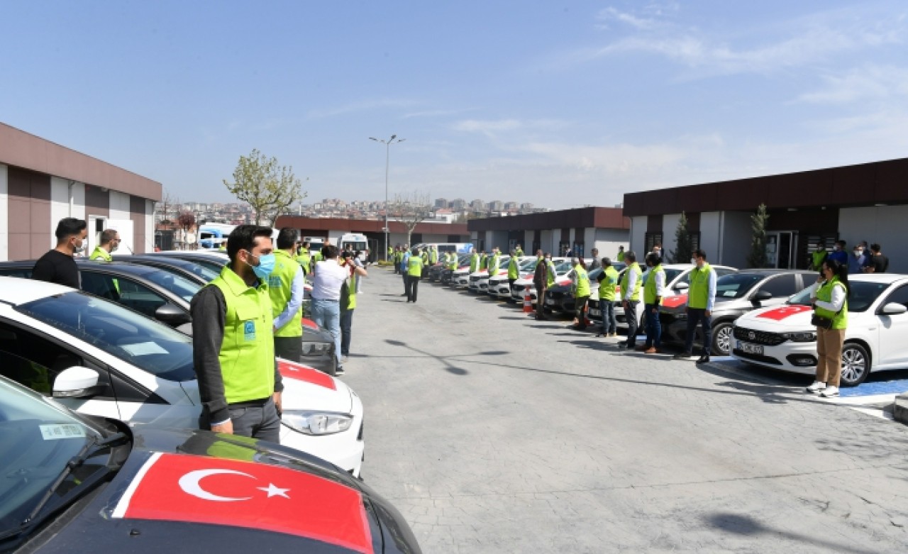 İHTİYAÇ SAHİPLERİNE 4 BİN YARDIM KOLİSİ