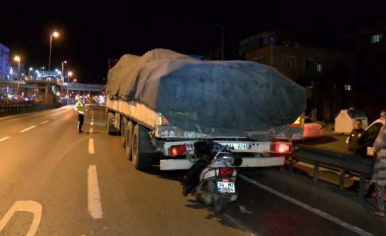 Avcılar, D-100 Karayolunda feci kaza: 1 ölü, 1 yaralı