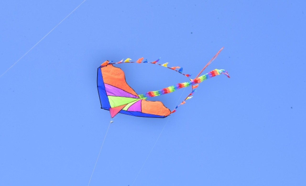 BEYLİKDÜZÜ’NDE UÇURTMALAR GÖKYÜZÜNÜ RENKLENDİRDİ