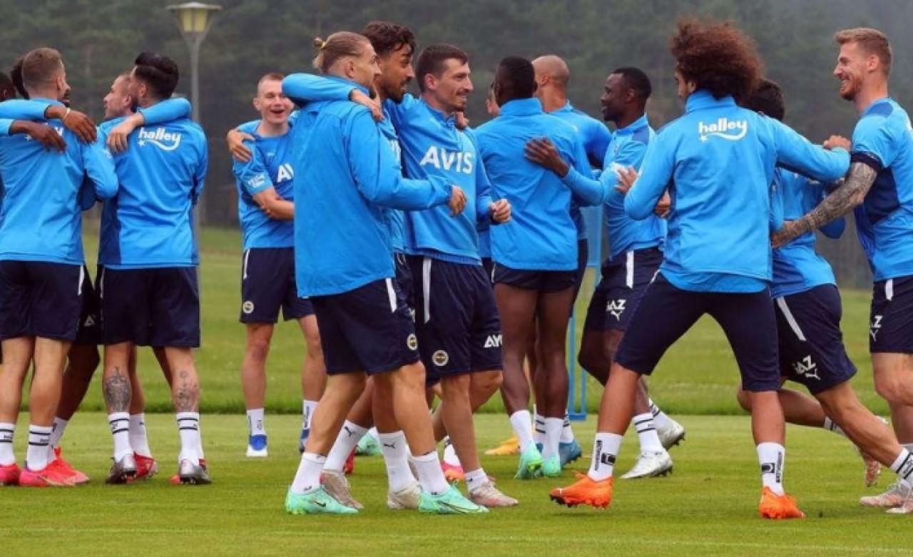 Vitor Pereira Fenerbahçenin yeni kaptanını arıyor