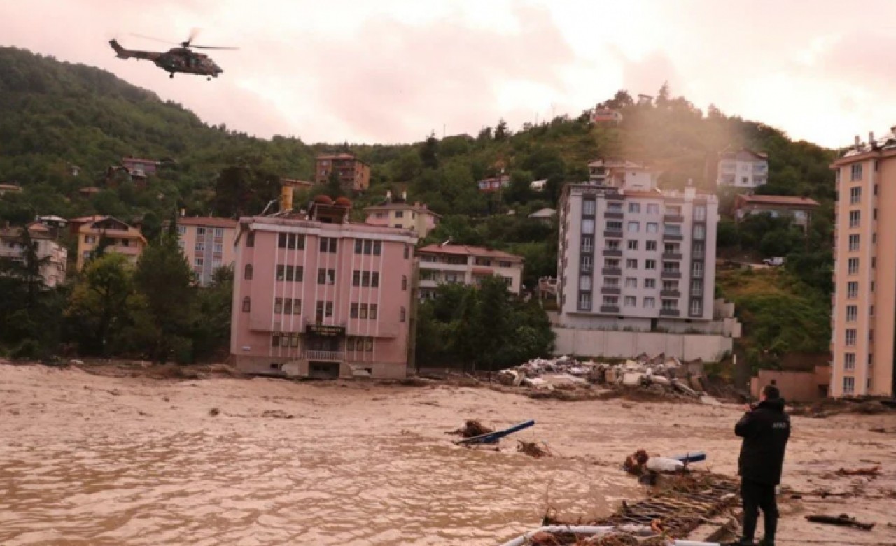 Batı Karadenizde sel felaketi: Can kaybı 27ye yükseldi