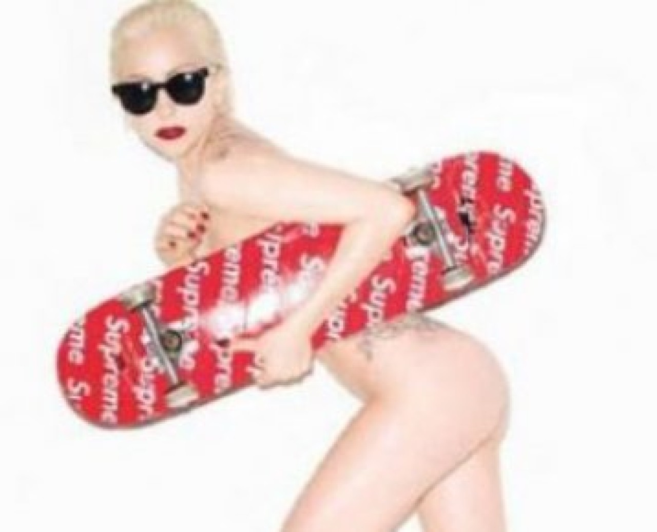 Çılgın şarkıcı Türkiye'ye gelmek istiyor