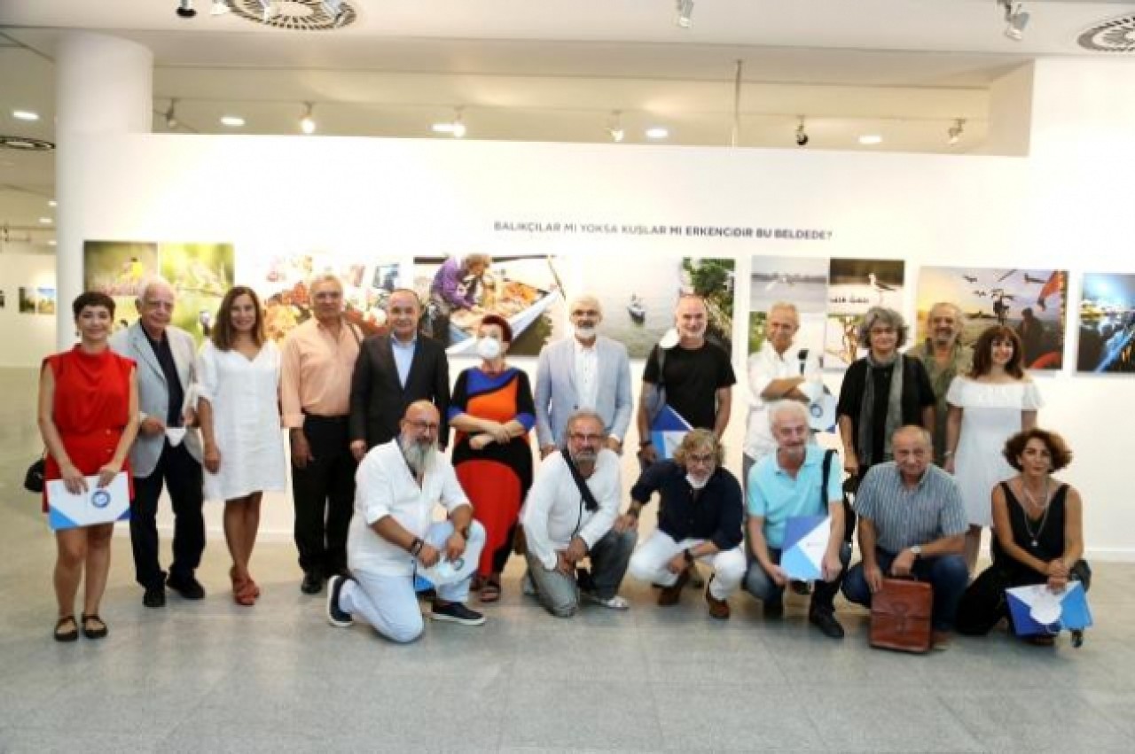 24 profesyonel sanatçı, bir gün boyunca Küçükçekmeceyi kadrajlarına aldı