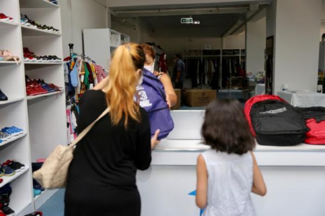 Küçükçekmece Belediyesinden öğrencilere kırtasiye desteği