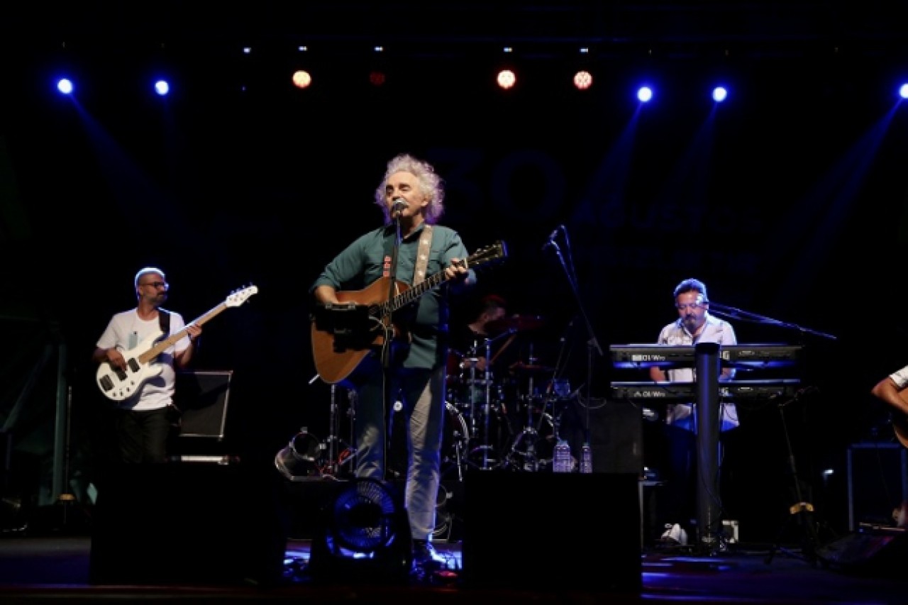 KÜÇÜKÇEKMECE’DE YENİ TÜRKÜ GECESİ