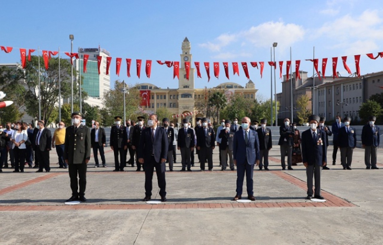 “Gazilerimiz şeref madalyalarımızdır”