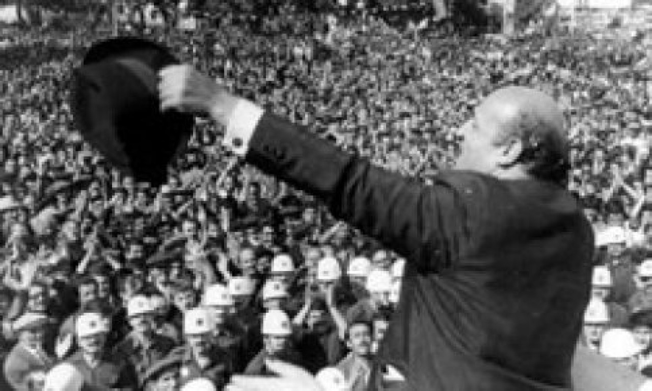 Demirel'den 'meydanlara inme' açıklaması