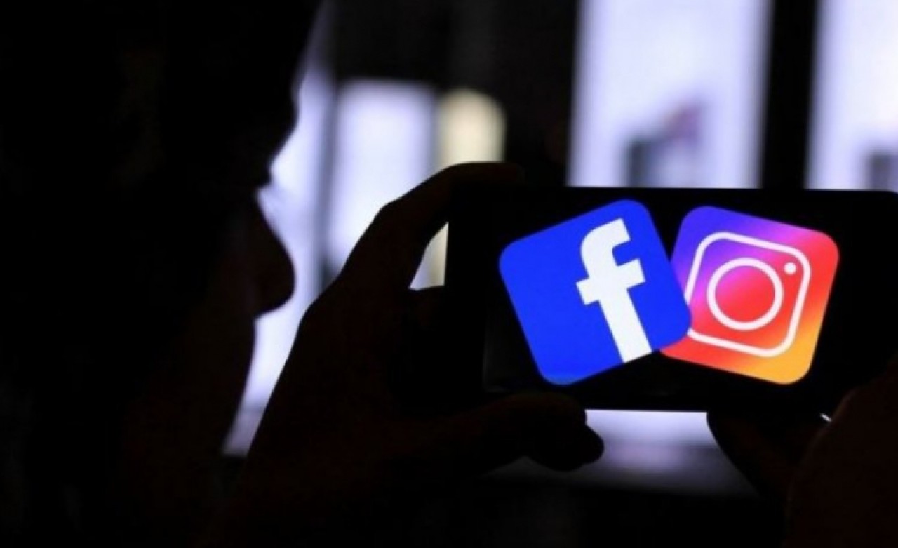 Facebook, Pandora Belgeleri yüzünden mi çöktü?