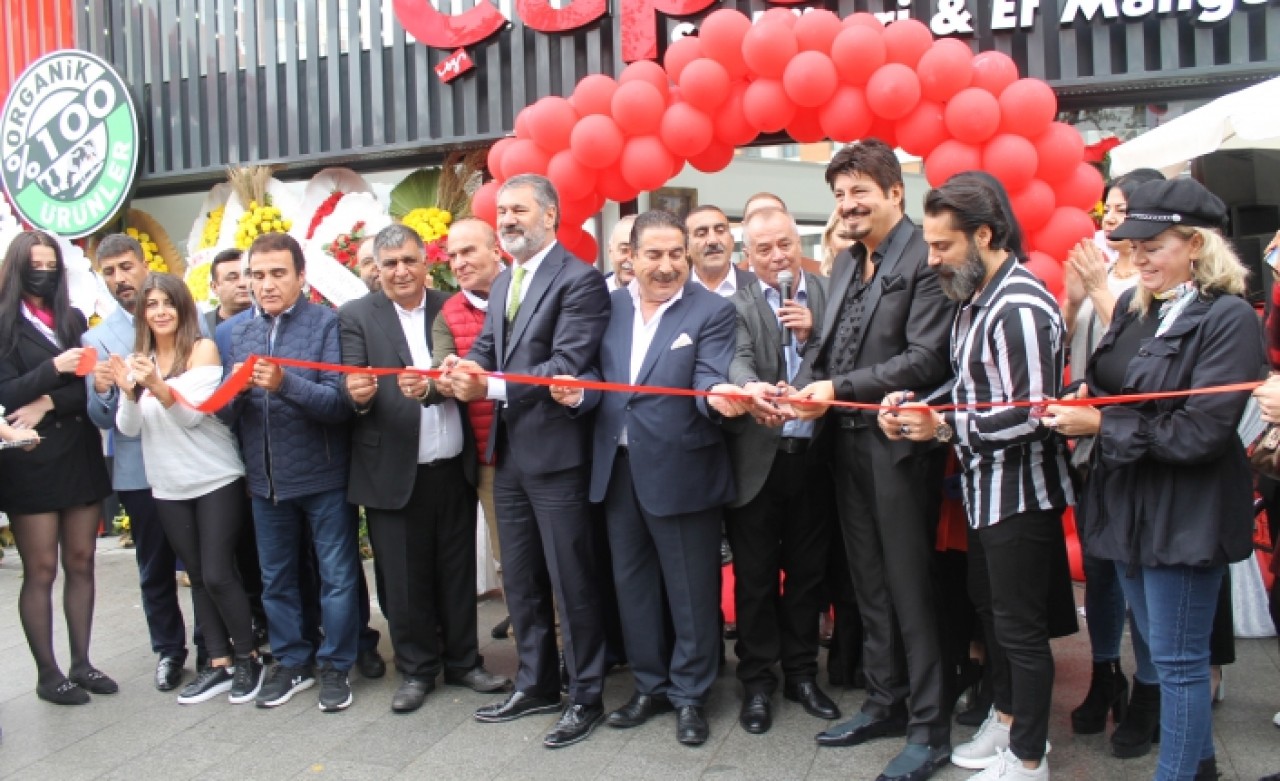 Öz Çapan Etten görkemli açılış