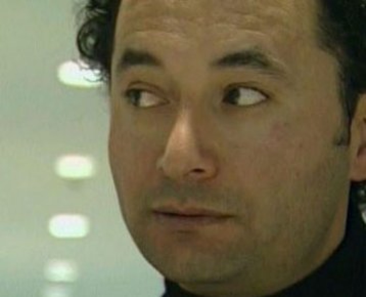 Kameraman intihar etti