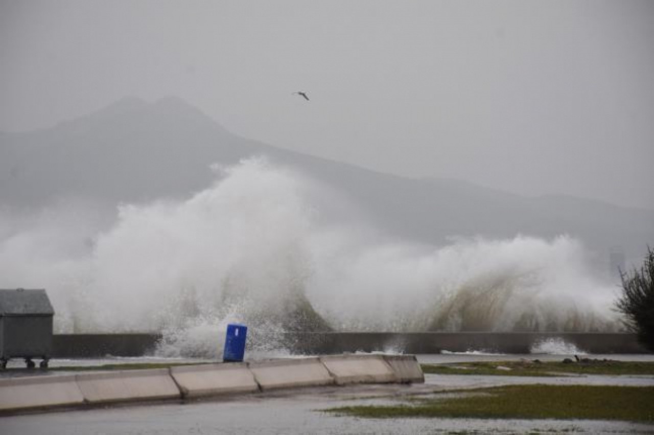 Fırtına İstanbulu perişan etti...