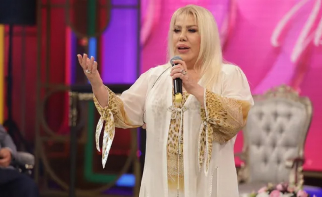 Sanatçı Mine Koşandan kötü haber