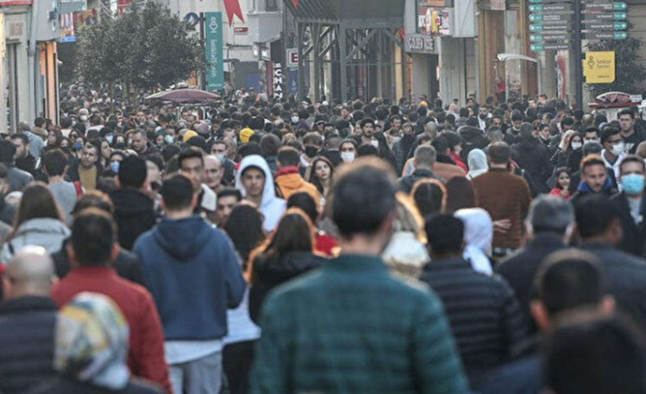 Salgın nasıl sona erecek? Dünya Sağlık Örgütünden Omicron varyantı için korkutan uyarı