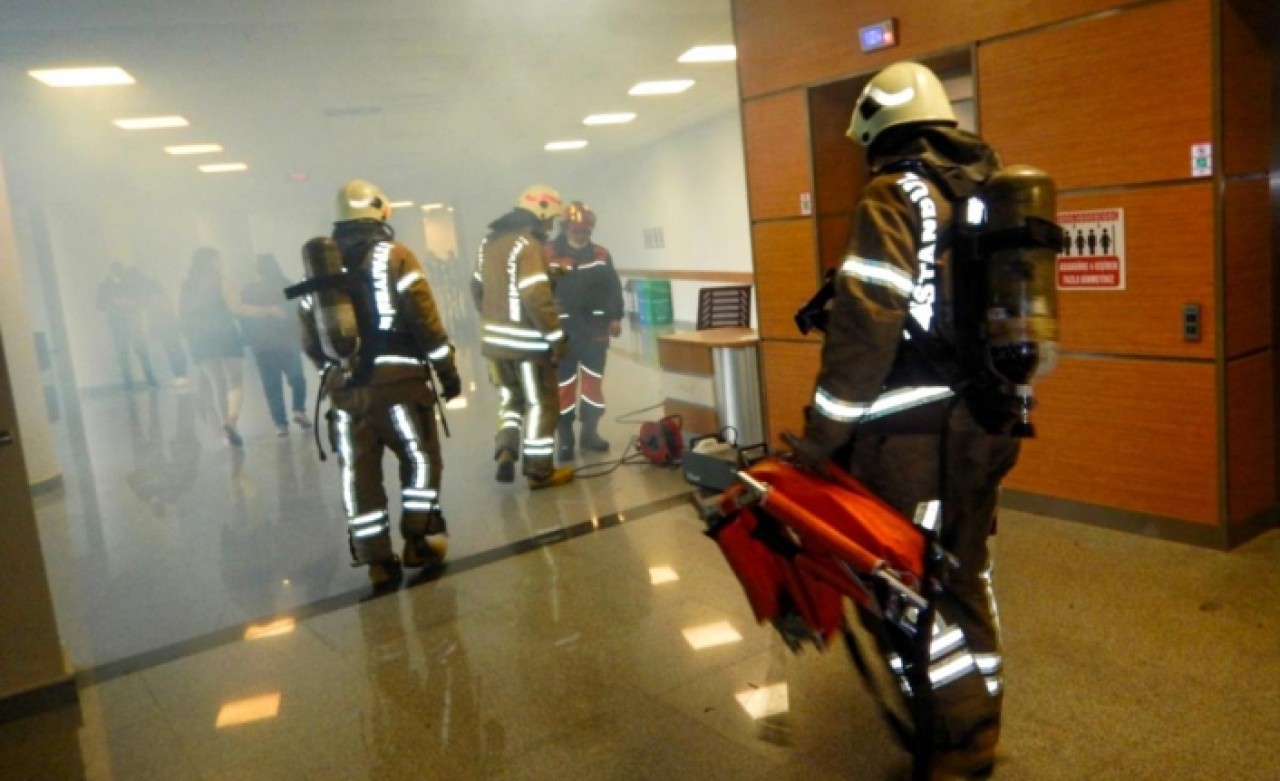 Büyükçekmece Mimar Sinan Devlet Hastanesinde yangın tatbikatı gerçekleştirdik