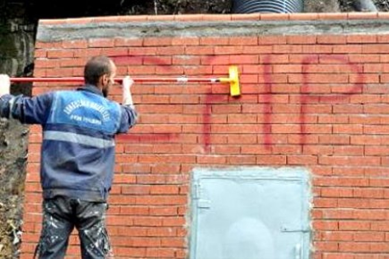 Aman Başbakan görmesin!