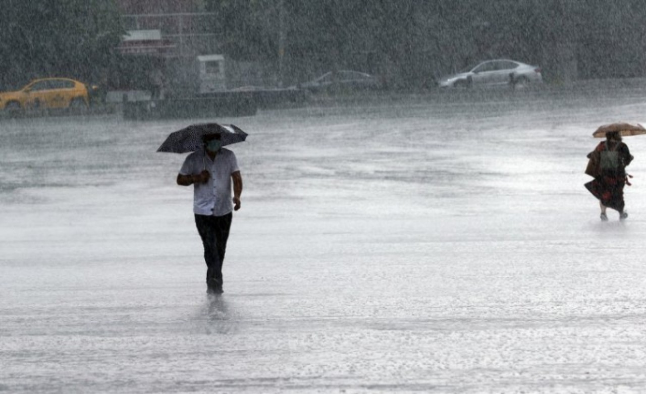 Meteorolojiden İstanbul dahil birçok ile kuvvetli yağış ve sel uyarısı!