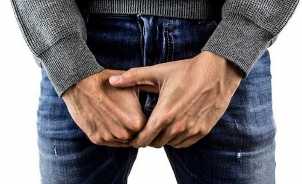 Koronavirüs geçiren erkeğin cinsel organı küçüldü