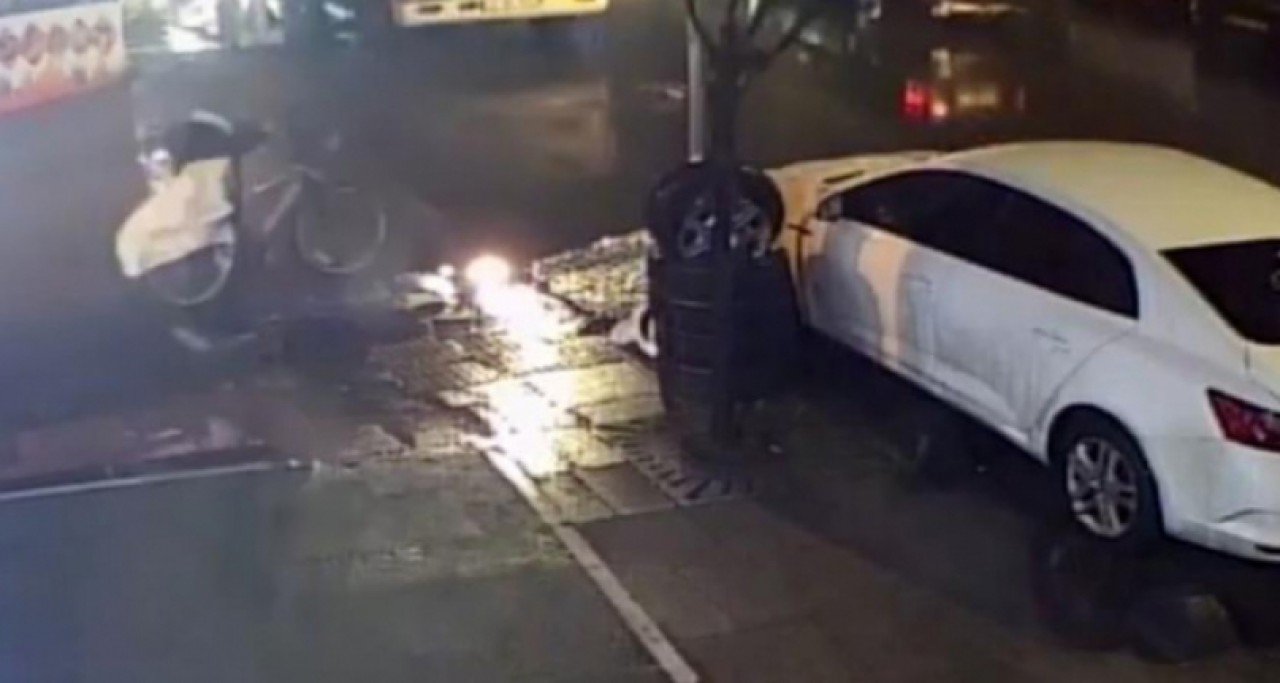 Evin balkonundan böyle girdi... Ziynet eşyası çalıp kaçtı