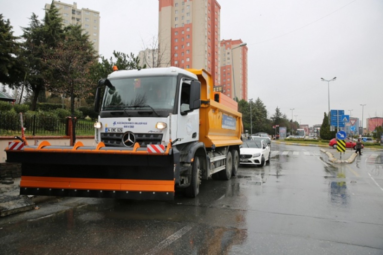 KÜÇÜKÇEKMECE 1489 PERSONEL, 259 ARAÇLA KIŞA HAZIR