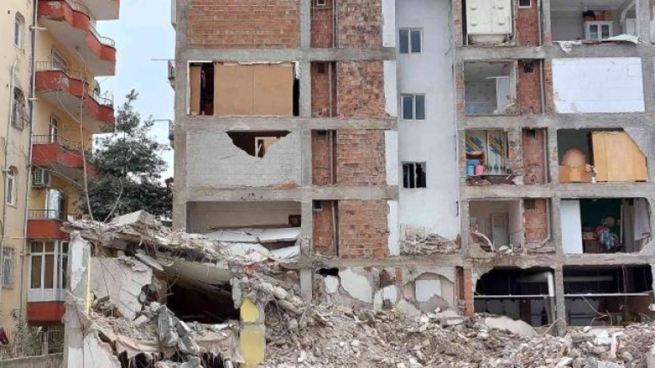 Kentsel dönüşüm, müteahhidin skandalını ortaya çıkardı