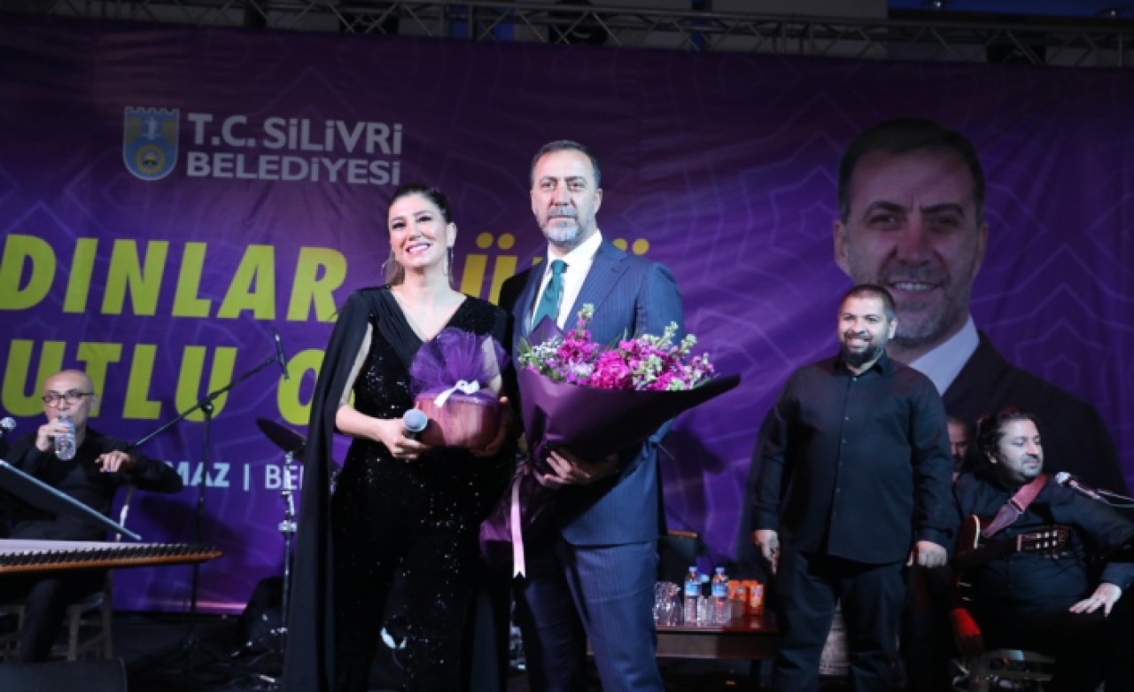 SİLİVRİLİ KADINLAR NADİDE SULTAN İLE EĞLENDİ