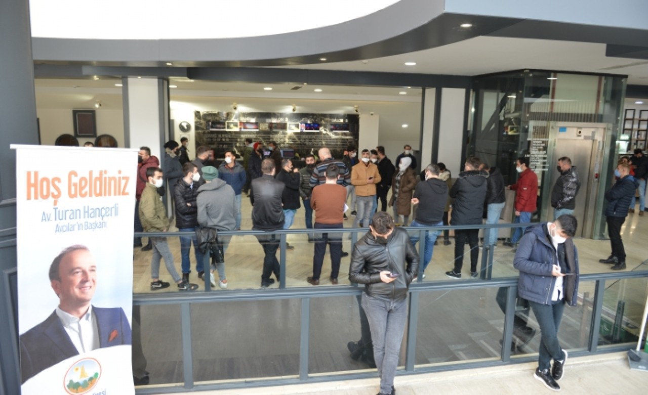 Avcılar Belediyesi 1 yılda 1500 kişiyi iş sahibi yaptı