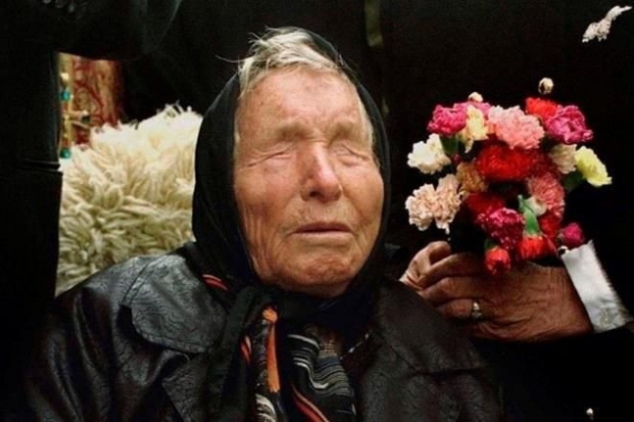 Baba Vanganın iki kehaneti daha gerçekleşti: İşte ürküten yeni kehanetleri!