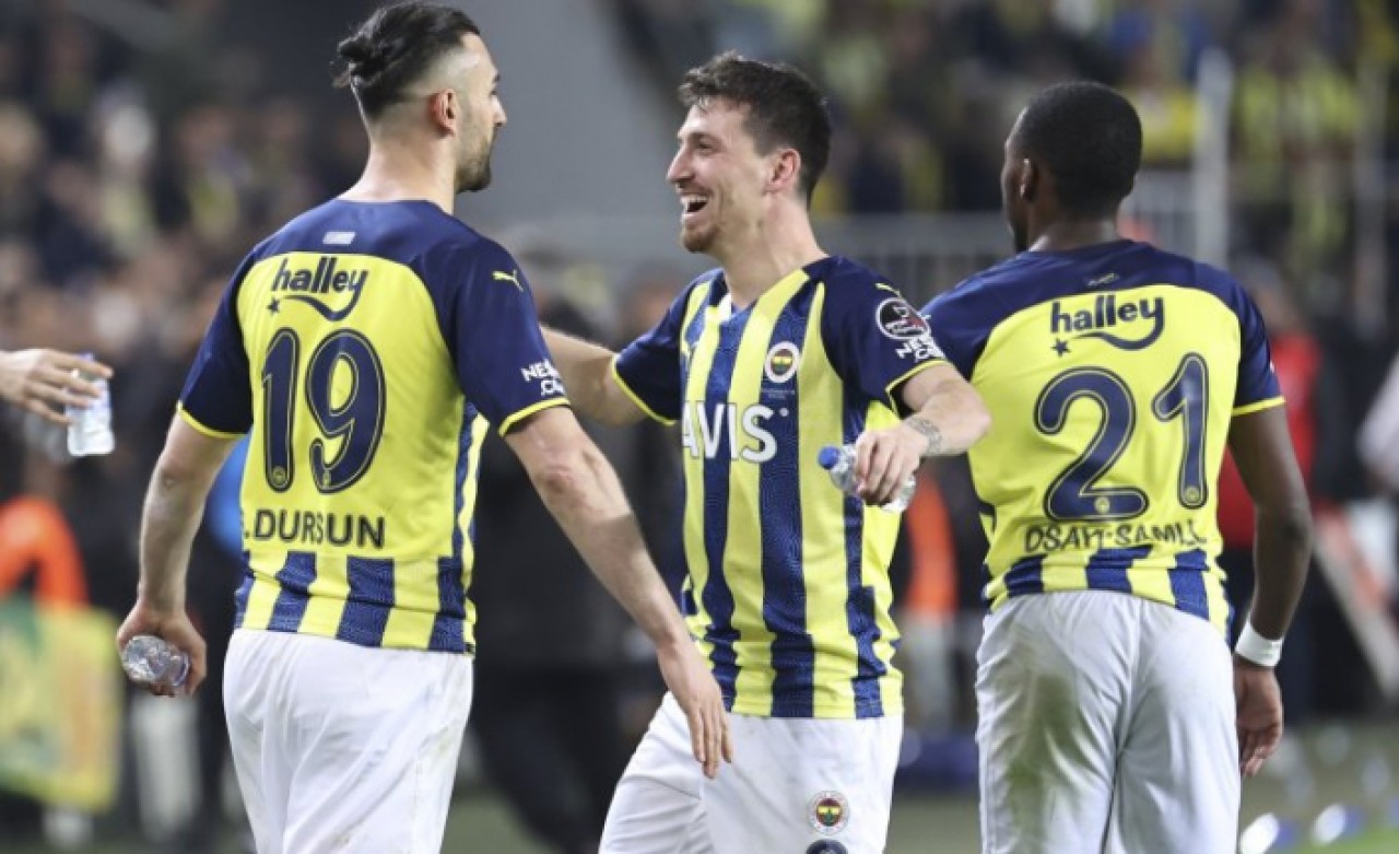 Derbinin kazananı Fenerbahçe oldu
