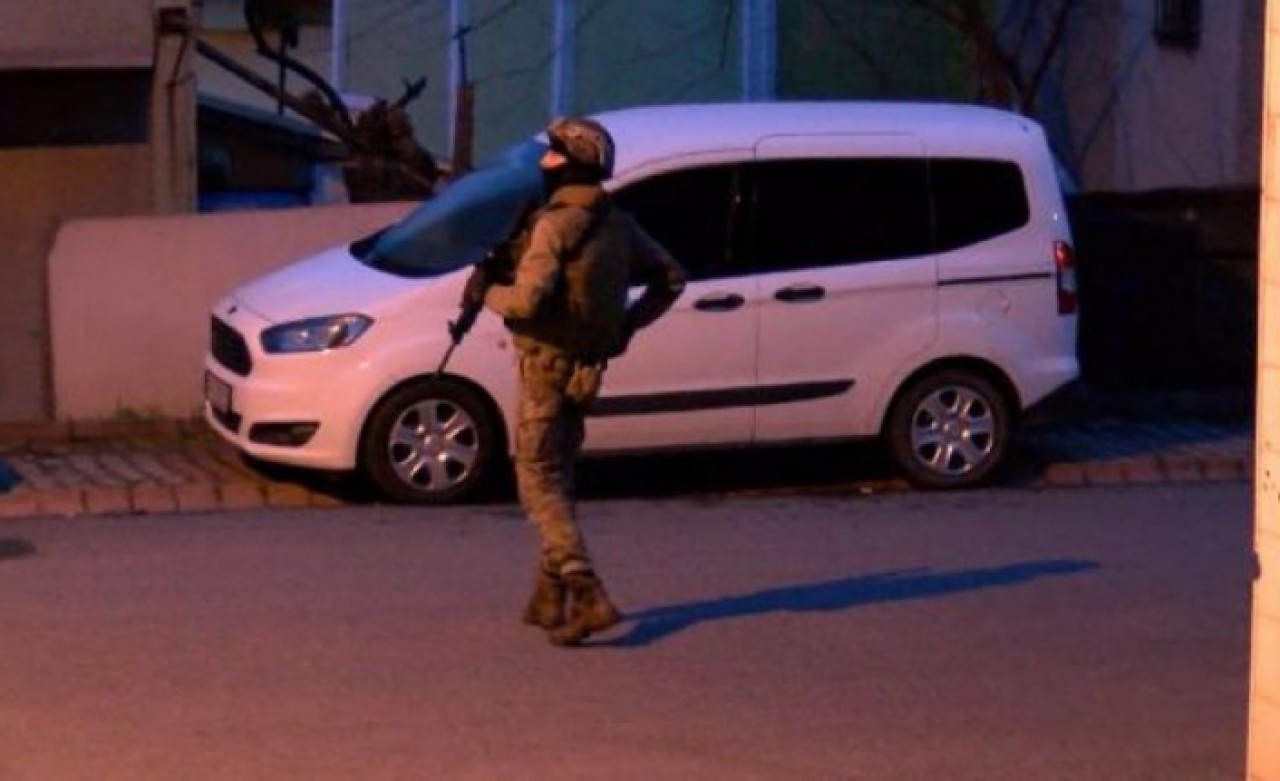 İstanbulda uyuşturucu tacirlerine operasyon