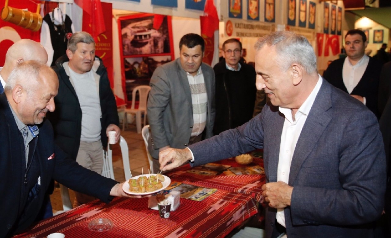 KÜÇÜKÇEKMECE’DE RAMAZAN ETKİNLİKLERİ DEVAM EDİYOR