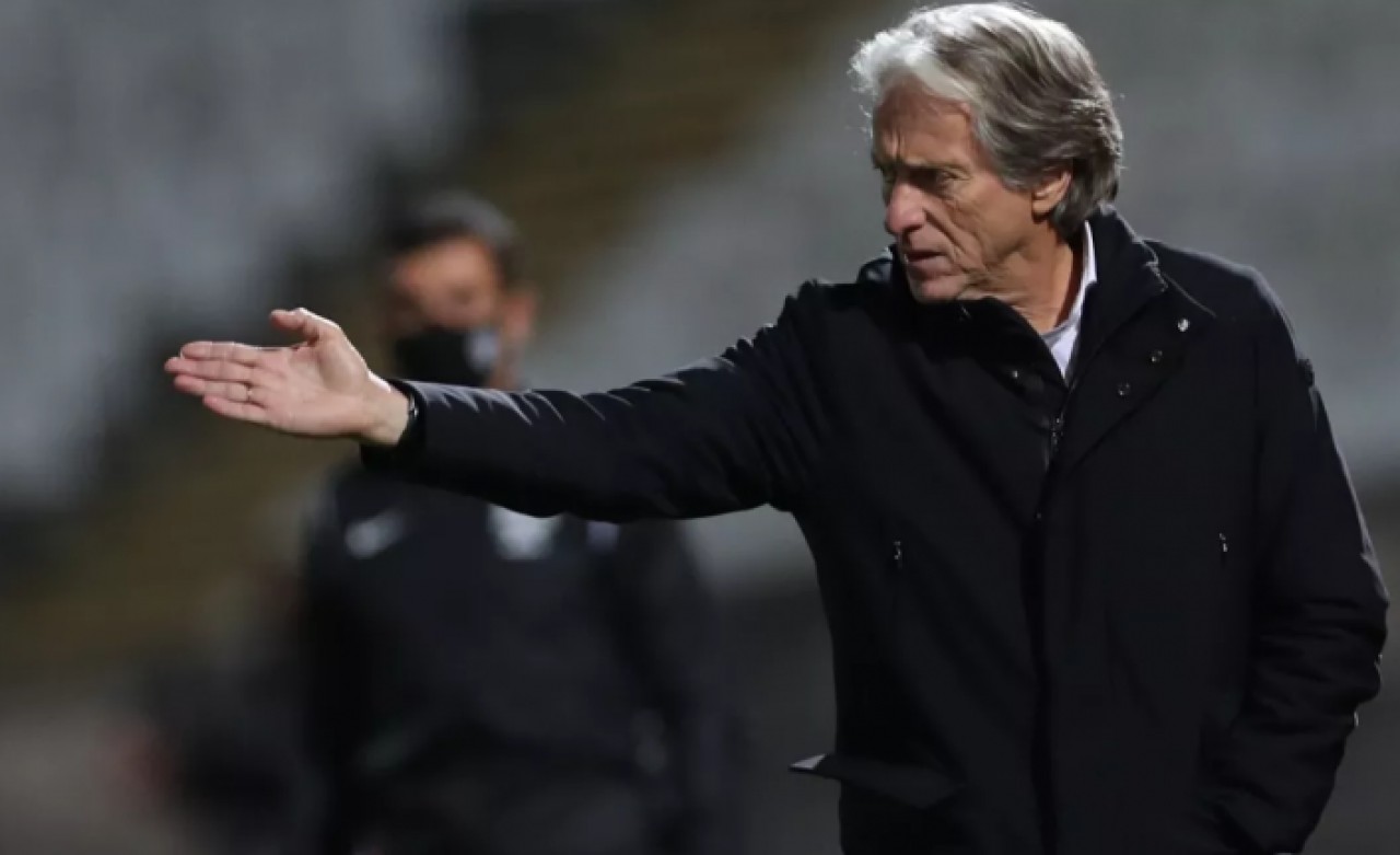 Ali Koçtan dünyaca ünlü Portekizli teknik adama 7 milyon euroluk teklif