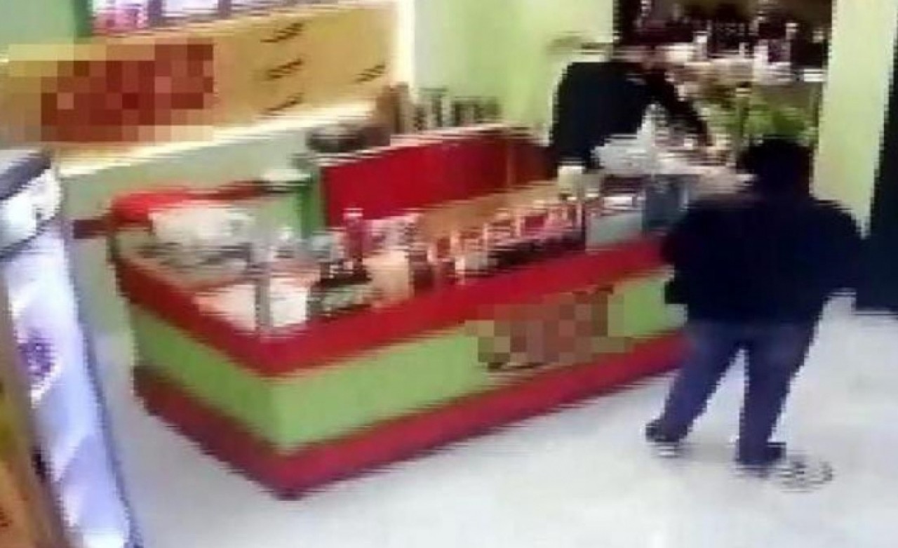 AVCILARDA ÇİĞKÖFTECİDE DEHŞET; SİPARİŞİ VERDİ ATEŞ ETTİ