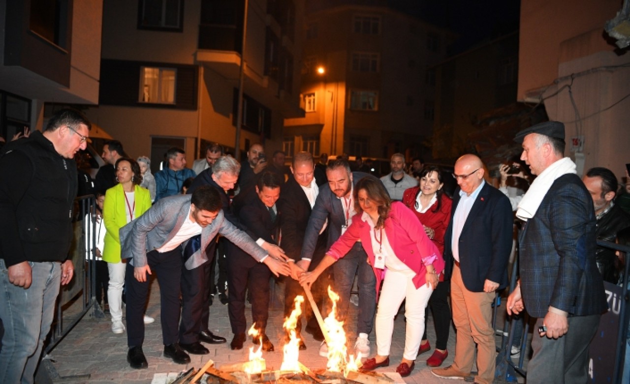 HIDIRELLEZ ATEŞİ BARIŞ İÇİN YANDI